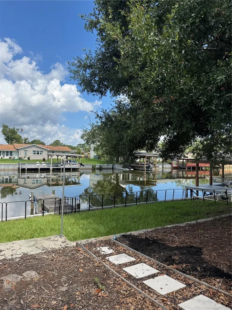 26625 Bimini Drive Tavares FL 32778