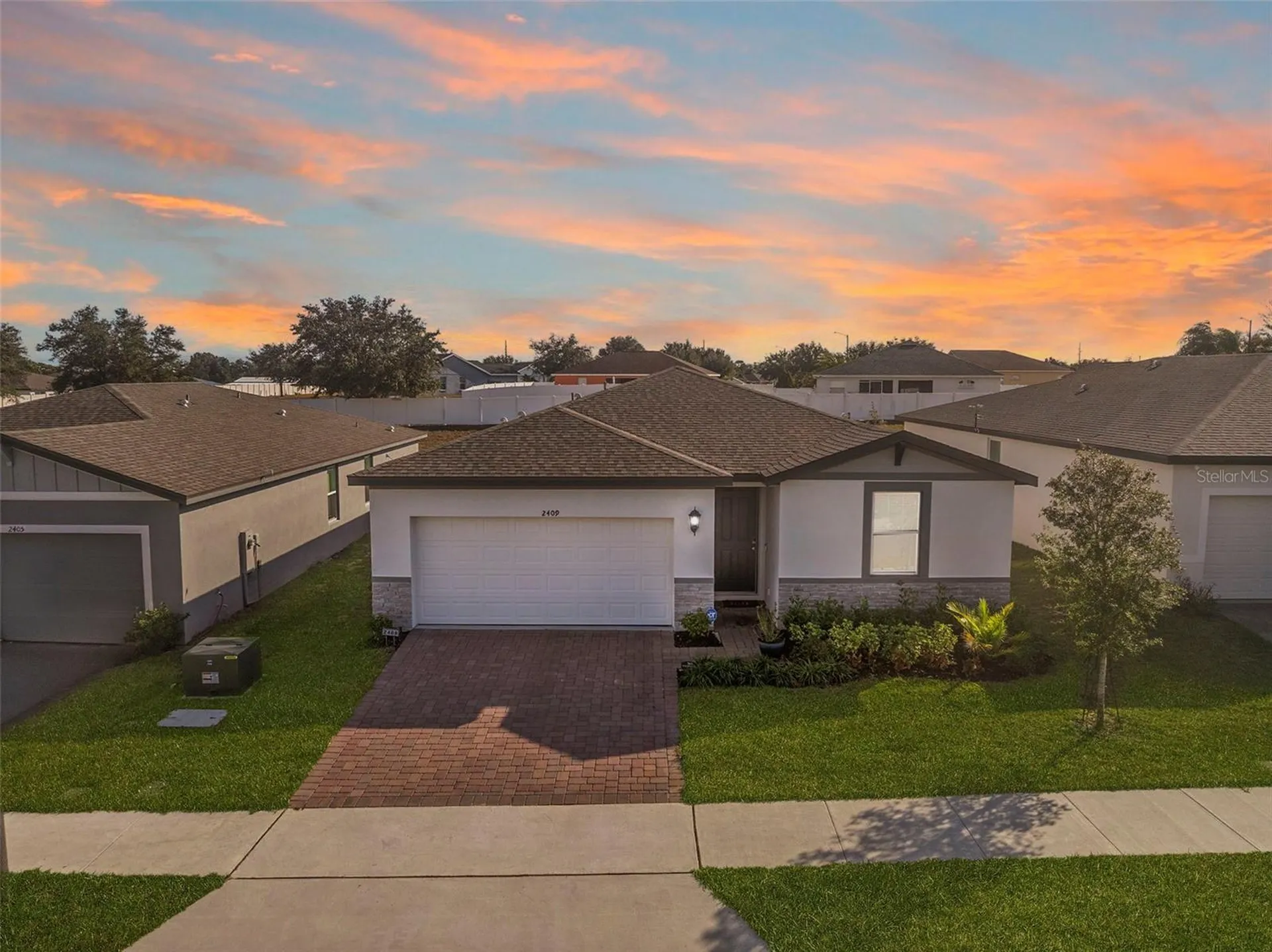 2409 White Tail Street Davenport FL 33837