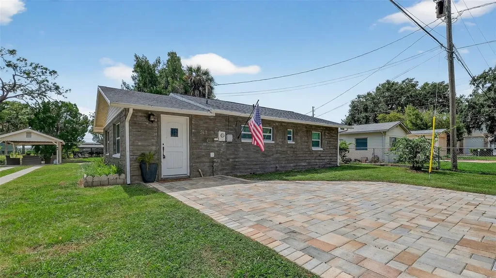 5411 Teal Drive Weeki Wachee FL 34607