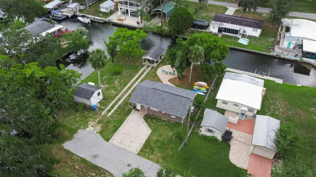 5411 Teal Drive Weeki Wachee FL 34607