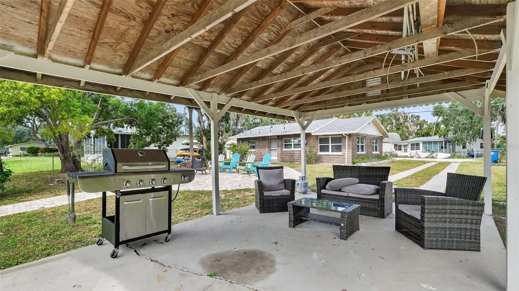 5411 Teal Drive Weeki Wachee FL 34607