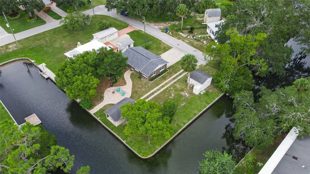 5411 Teal Drive Weeki Wachee FL 34607