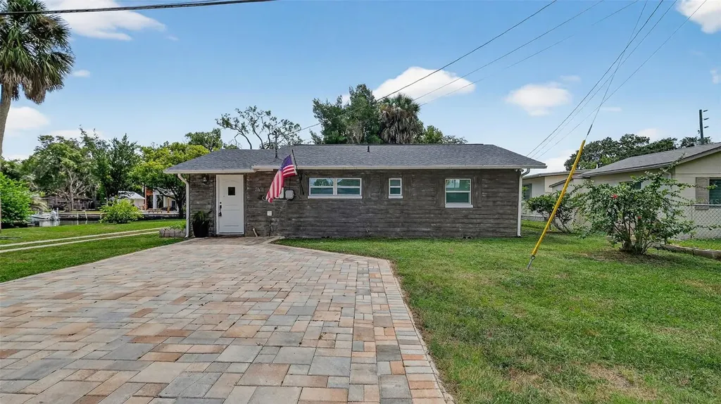 5411 Teal Drive Weeki Wachee FL 34607