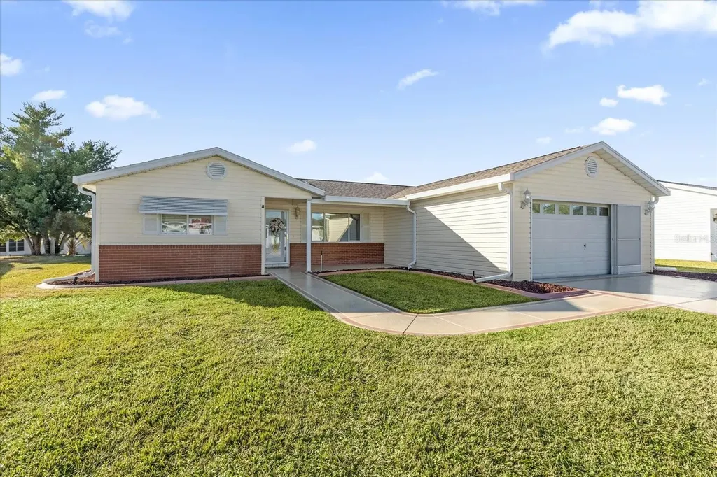 17576 SE 96th Court Summerfield FL 34491