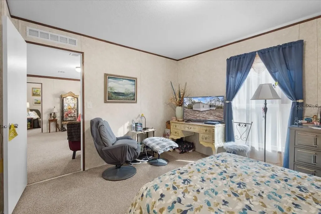 5829 NW 11th Avenue Bell FL 32619
