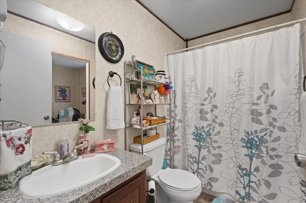 5829 NW 11th Avenue Bell FL 32619