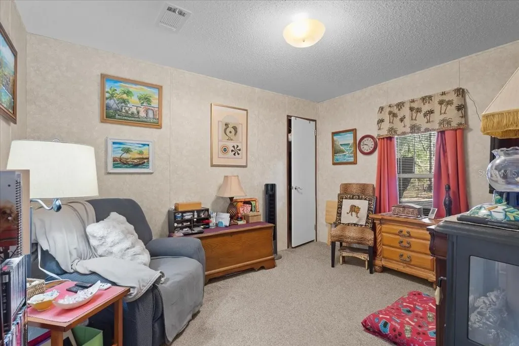 5829 NW 11th Avenue Bell FL 32619