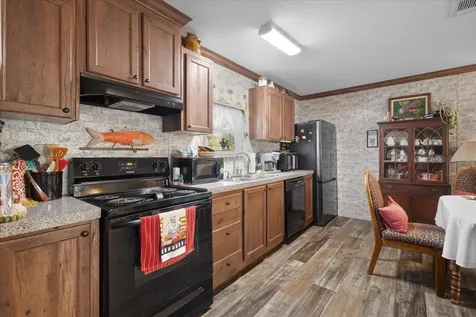 5829 NW 11th Avenue Bell FL 32619