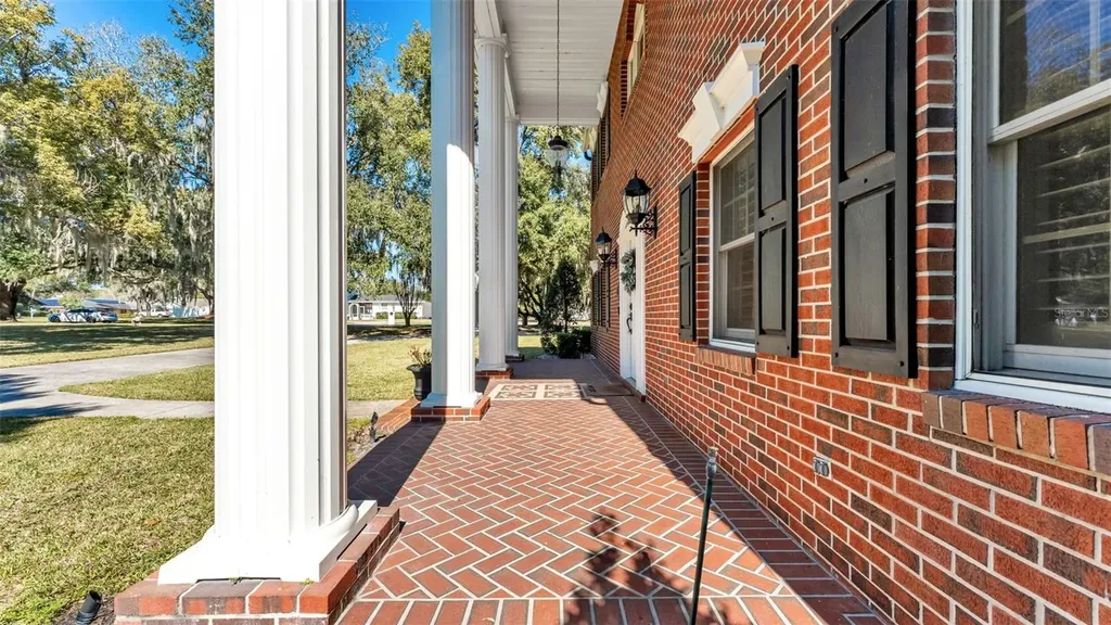 3826 Gaines Court Winter Haven FL 33884