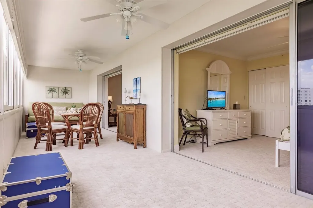 1125 W Peppertree Drive Sarasota FL 34242