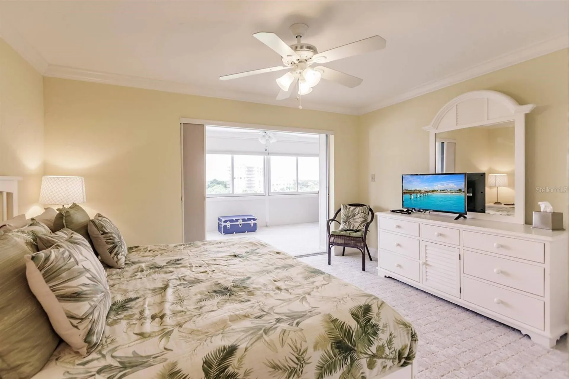 1125 W Peppertree Drive Sarasota FL 34242