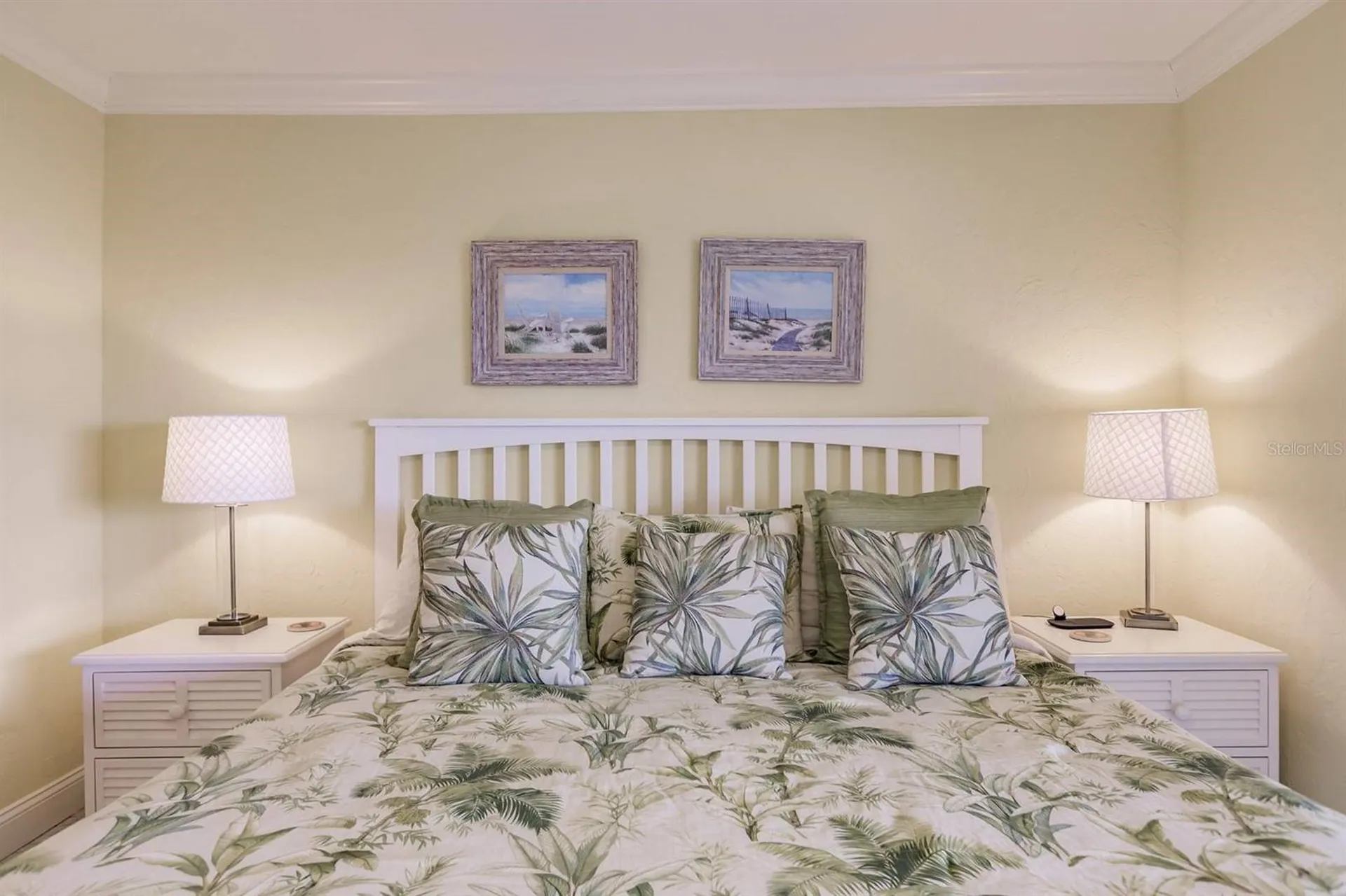 1125 W Peppertree Drive Sarasota FL 34242