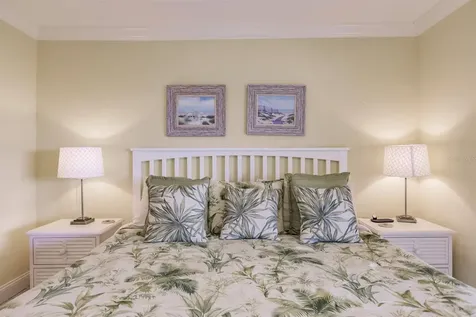 1125 W Peppertree Drive Sarasota FL 34242