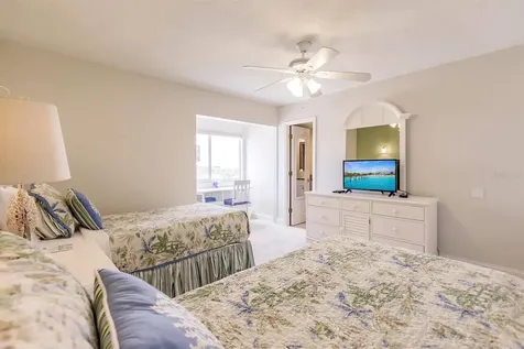 1125 W Peppertree Drive Sarasota FL 34242