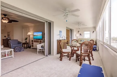1125 W Peppertree Drive Sarasota FL 34242