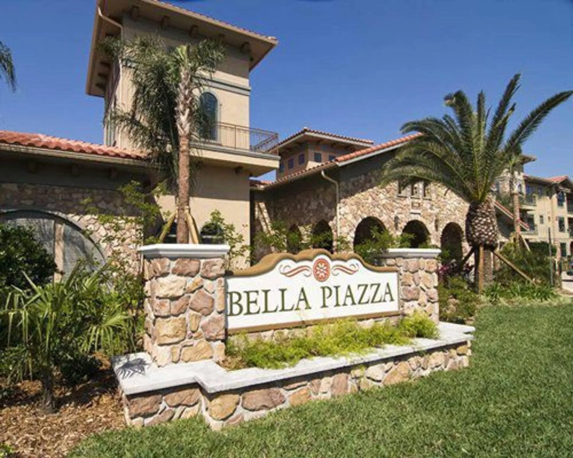 903 Charo Parkway Davenport FL 33897