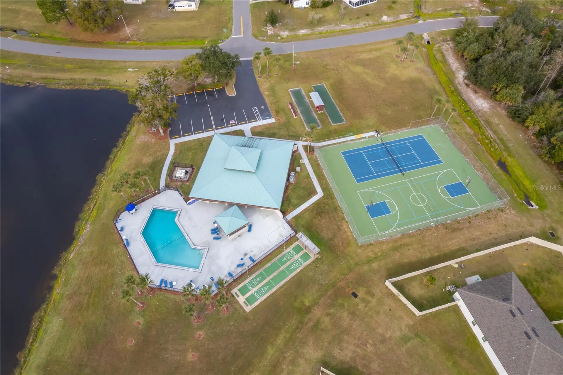 2733 Cranmoor Drive Kissimmee FL 34758