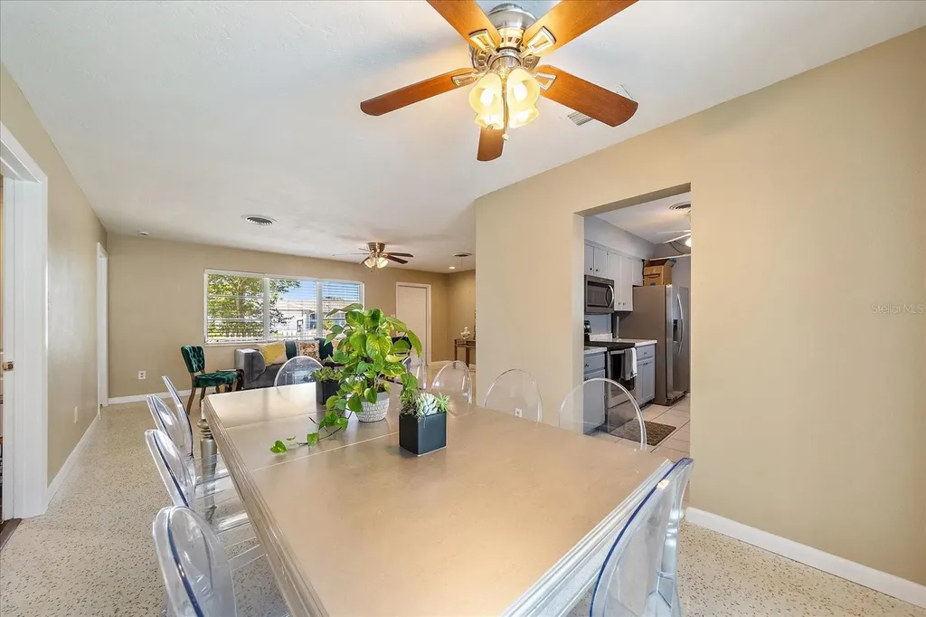 2534 Waneta Drive Sarasota FL 34231