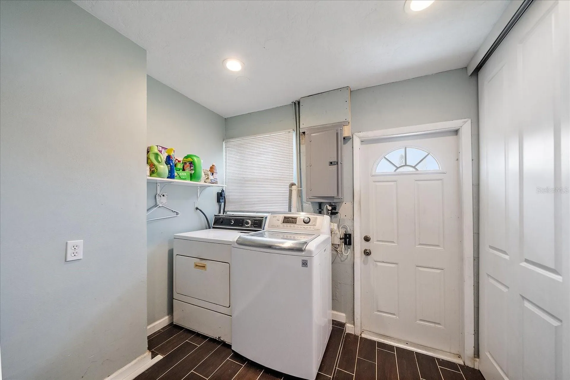 2534 Waneta Drive Sarasota FL 34231