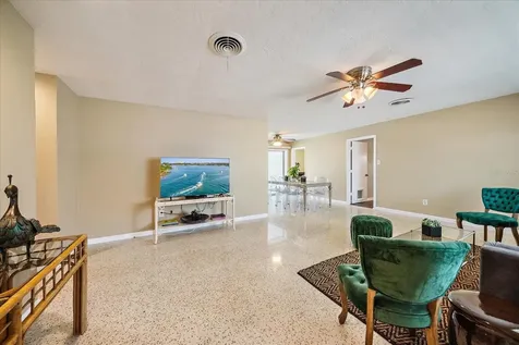 2534 Waneta Drive Sarasota FL 34231