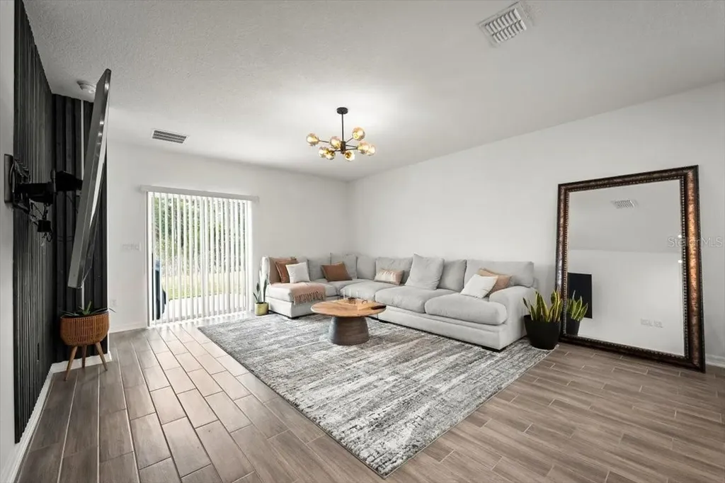 1114 Cabot Cliffs Drive Daytona Beach FL 32124