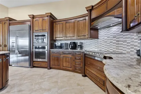 10 Urb Mirador Del Cielo Isabela PR 00662