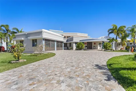 10 Urb Mirador Del Cielo Isabela PR 00662