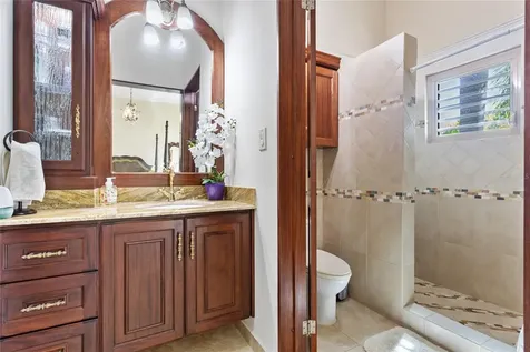 10 Urb Mirador Del Cielo Isabela PR 00662