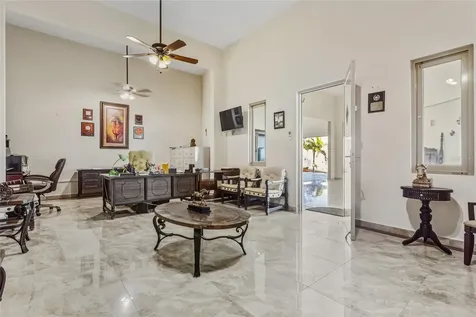 10 Urb Mirador Del Cielo Isabela PR 00662
