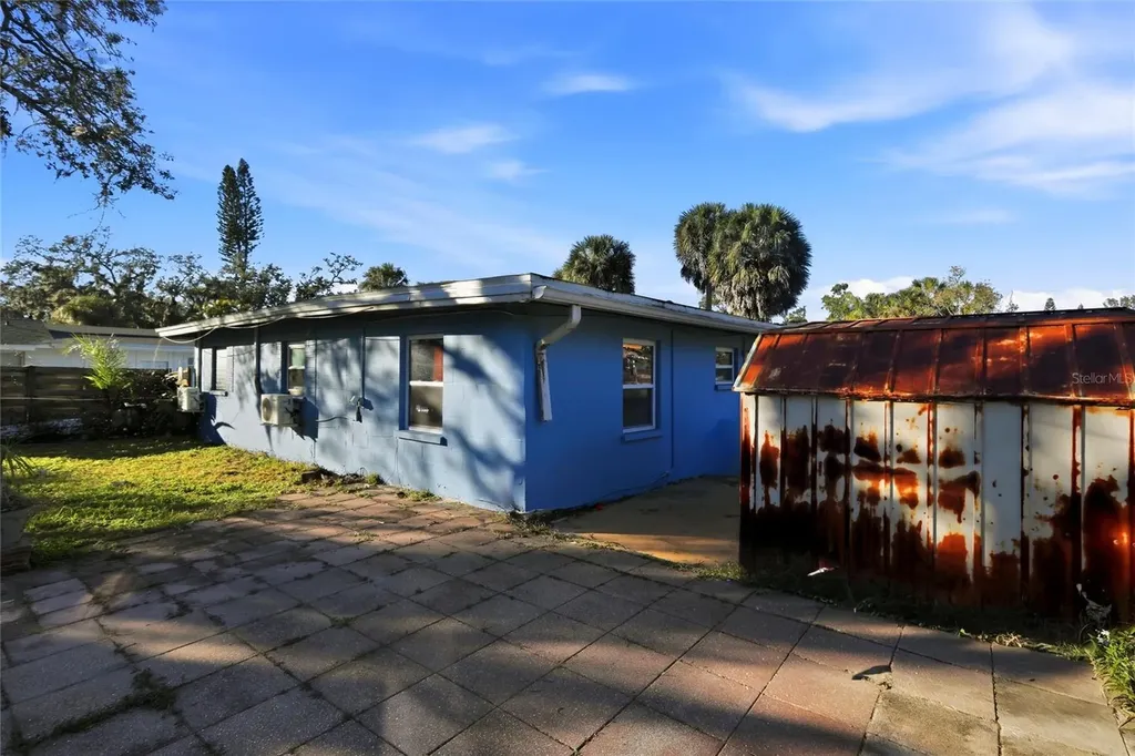 1906 2nd Avenue E Bradenton FL 34208