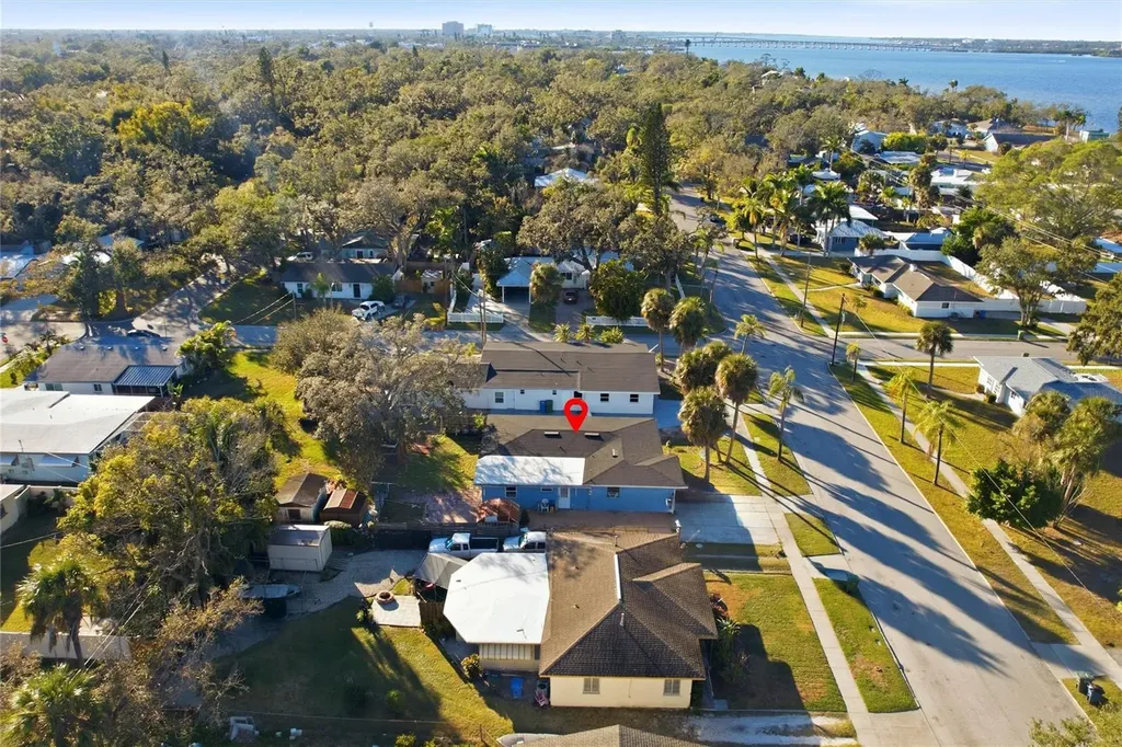 1906 2nd Avenue E Bradenton FL 34208
