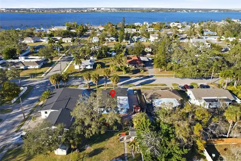 1906 2nd Avenue E Bradenton FL 34208