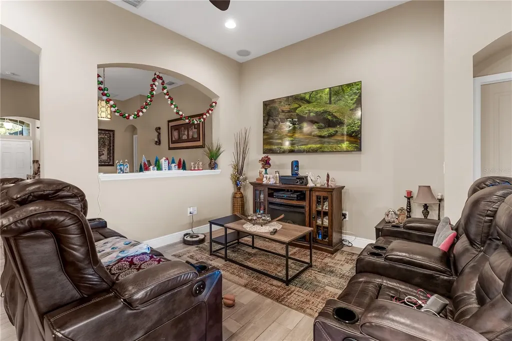6729 Boulder Run Loop Wesley Chapel FL 33545