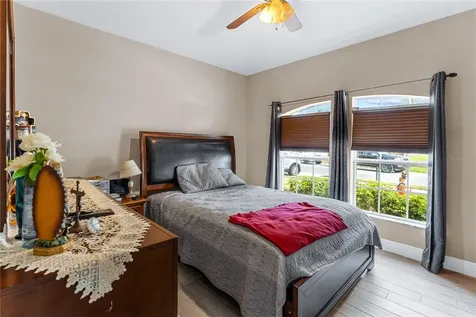 6729 Boulder Run Loop Wesley Chapel FL 33545