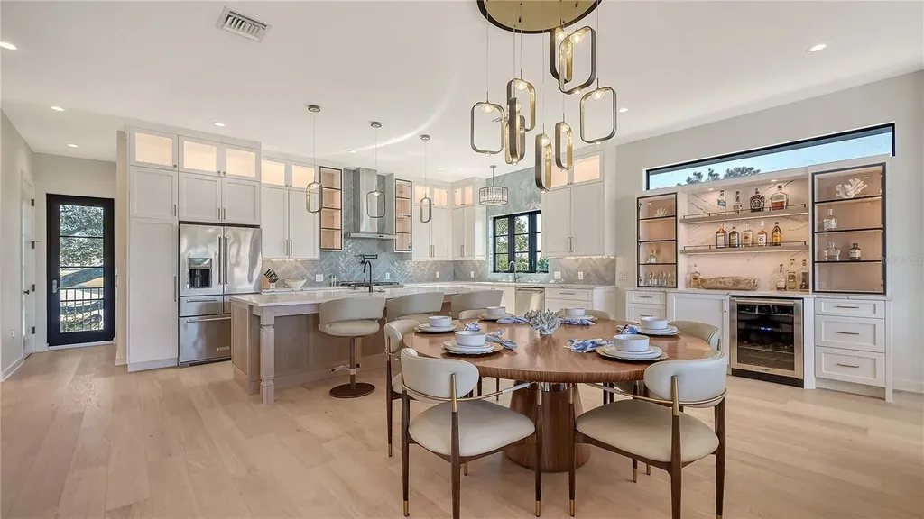 5263 Avenida De Cortez Sarasota FL 34242