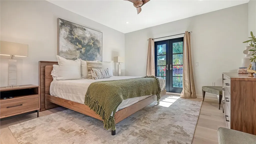 5263 Avenida De Cortez Sarasota FL 34242