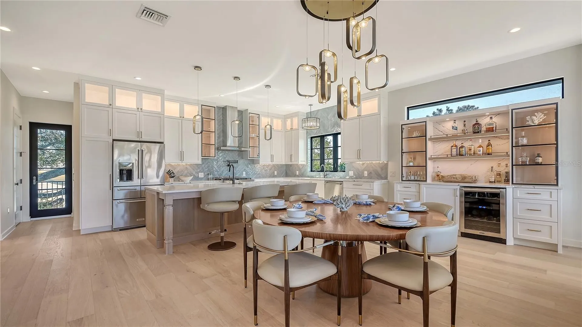 5263 Avenida De Cortez Sarasota FL 34242