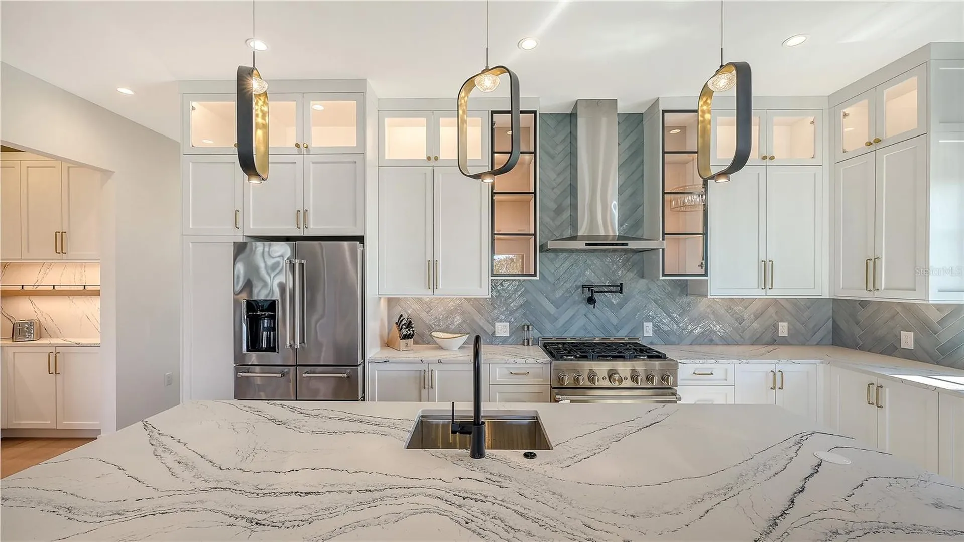 5263 Avenida De Cortez Sarasota FL 34242