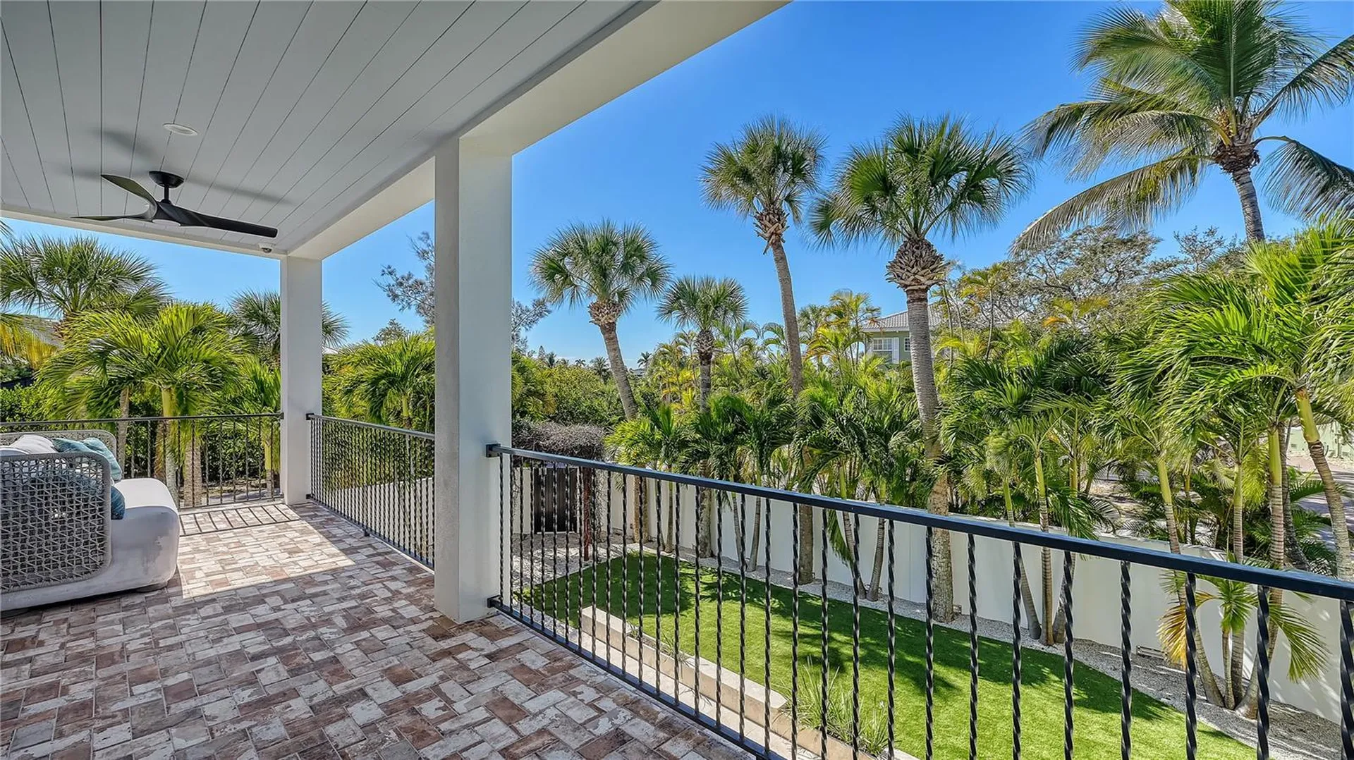 5263 Avenida De Cortez Sarasota FL 34242