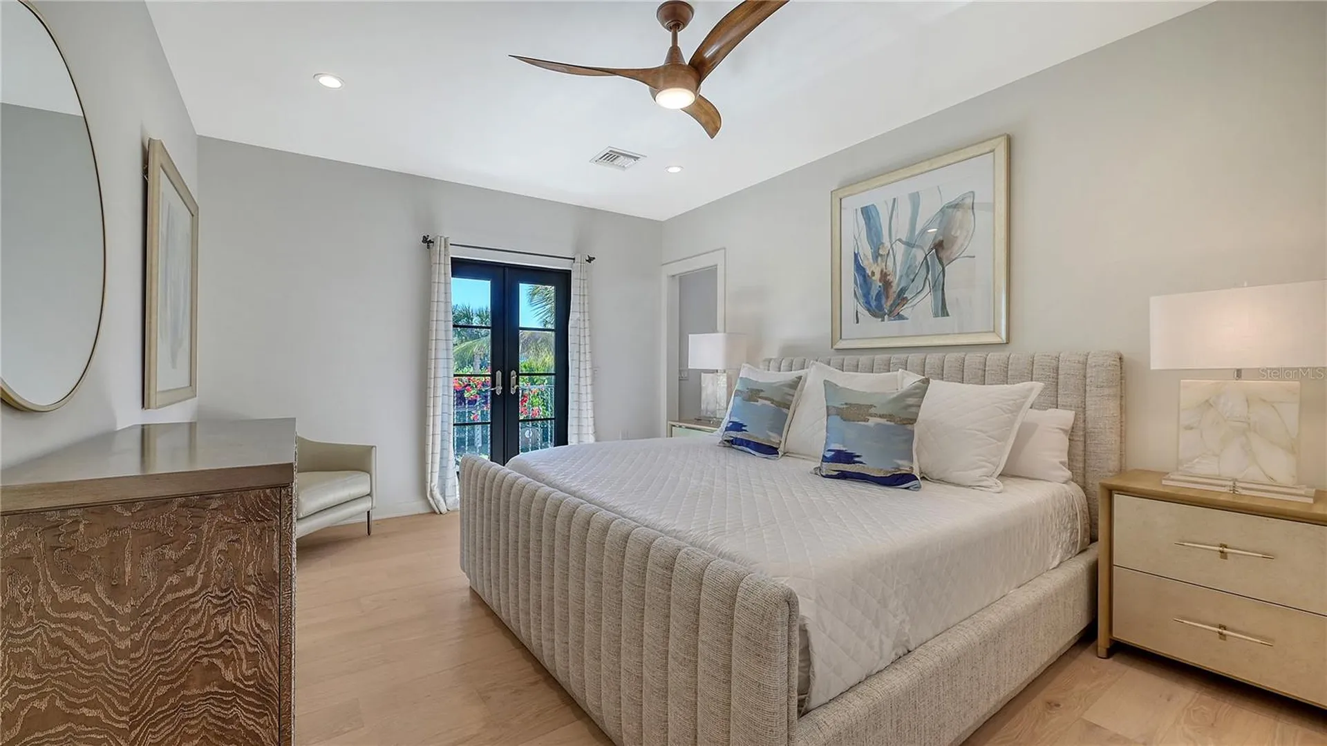 5263 Avenida De Cortez Sarasota FL 34242