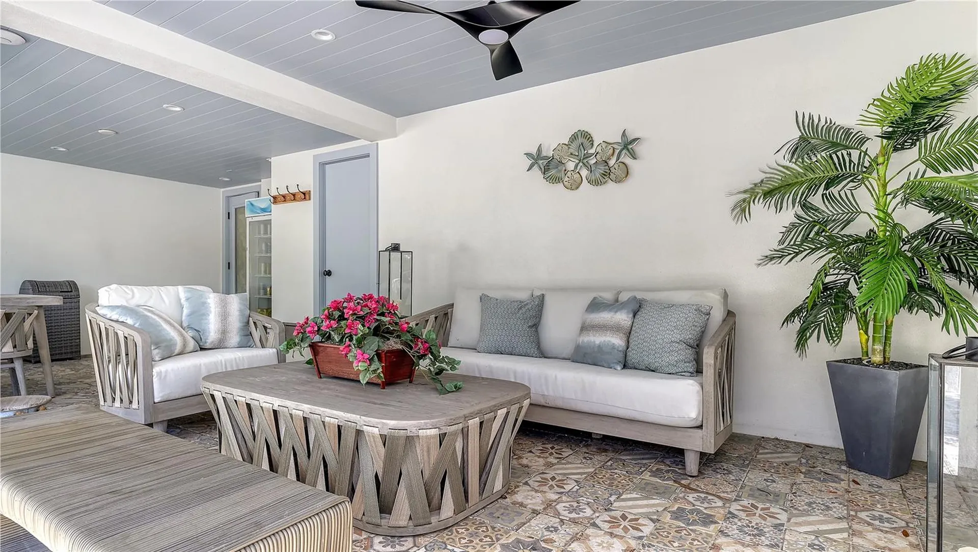 5263 Avenida De Cortez Sarasota FL 34242