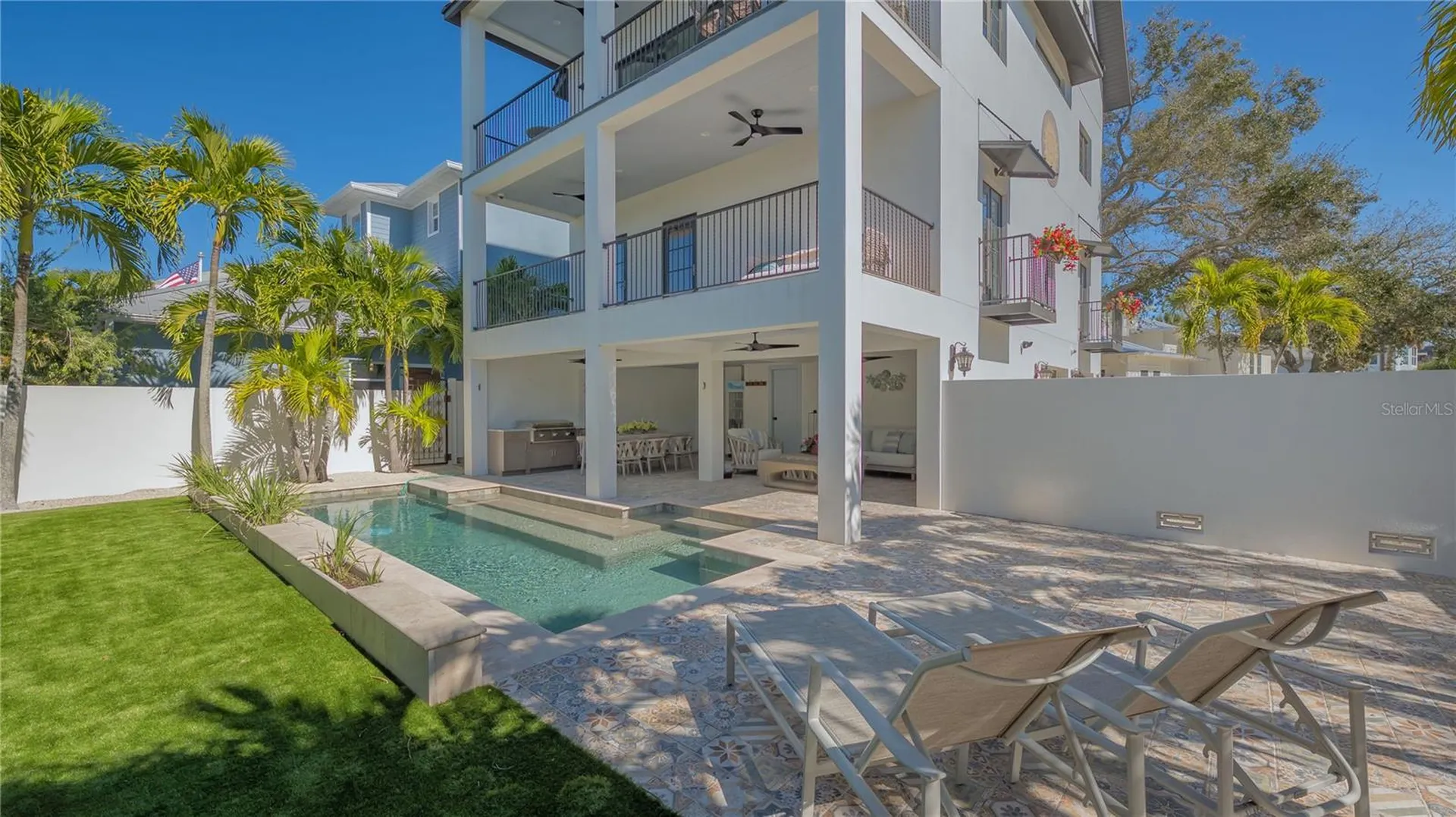 5263 Avenida De Cortez Sarasota FL 34242