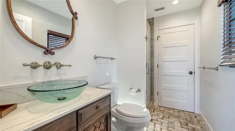 5263 Avenida De Cortez Sarasota FL 34242