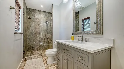 5263 Avenida De Cortez Sarasota FL 34242