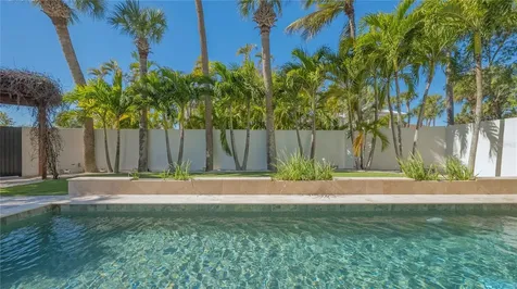 5263 Avenida De Cortez Sarasota FL 34242
