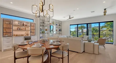 5263 Avenida De Cortez Sarasota FL 34242
