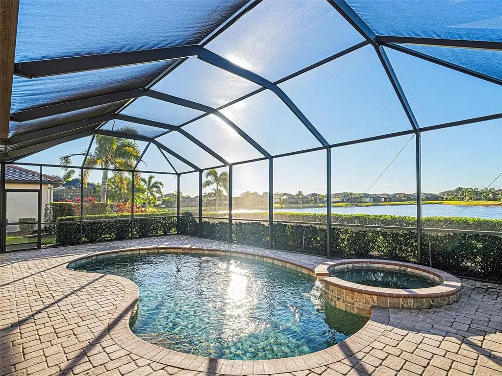 6467 Willowshire Way Bradenton FL 34212