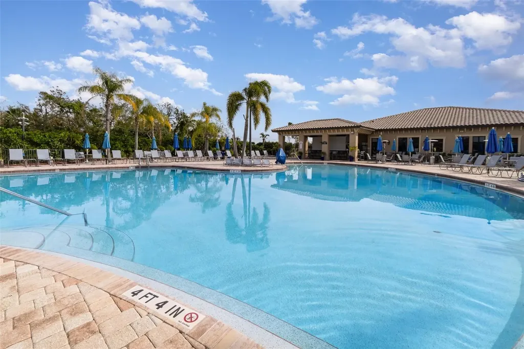 6467 Willowshire Way Bradenton FL 34212