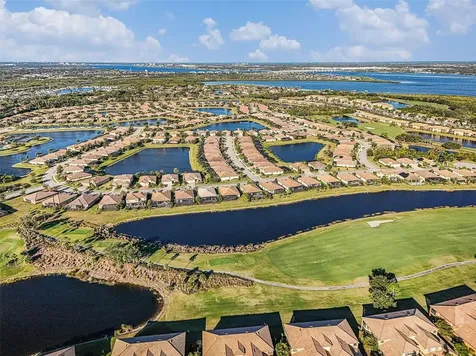6467 Willowshire Way Bradenton FL 34212