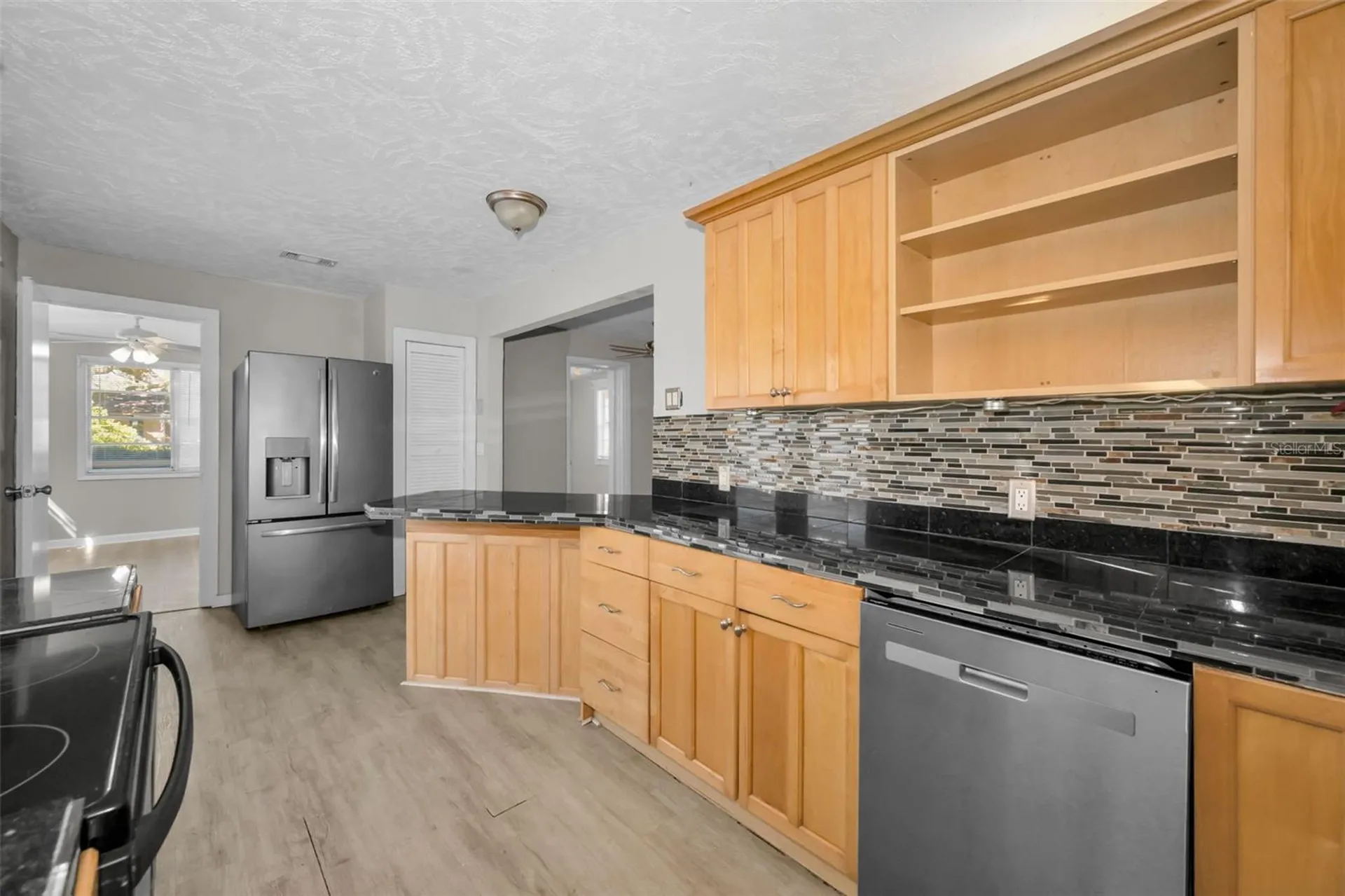 1122 E Oakwood Street Tarpon Springs FL 34689